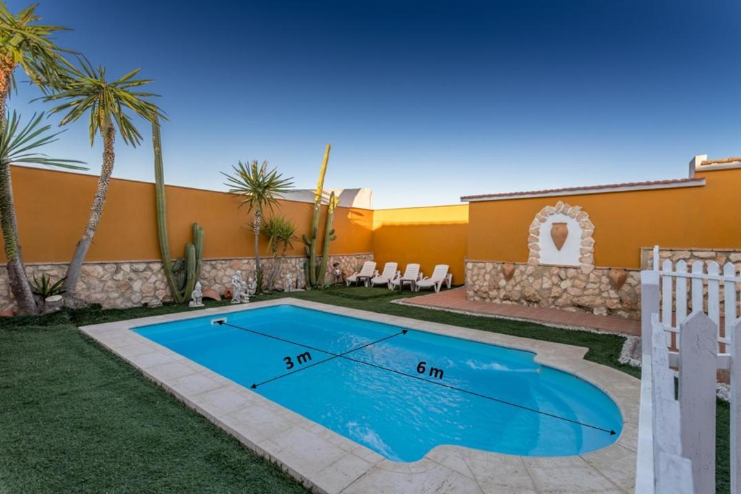 Vila Casa Ludima Fuentes de Andalucía Exteriér fotografie