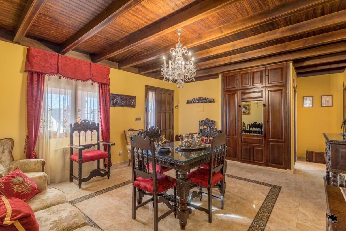 Vila Casa Ludima Fuentes de Andalucía Exteriér fotografie