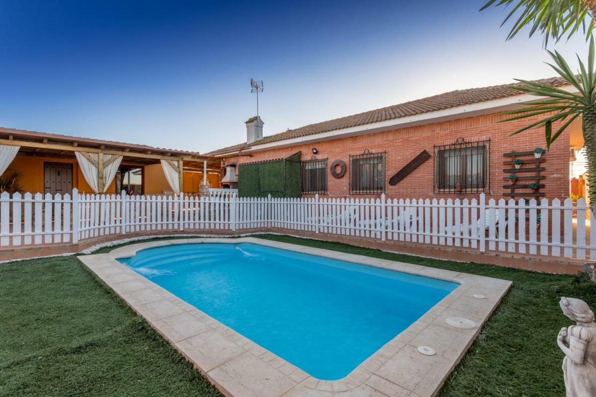 Vila Casa Ludima Fuentes de Andalucía Exteriér fotografie