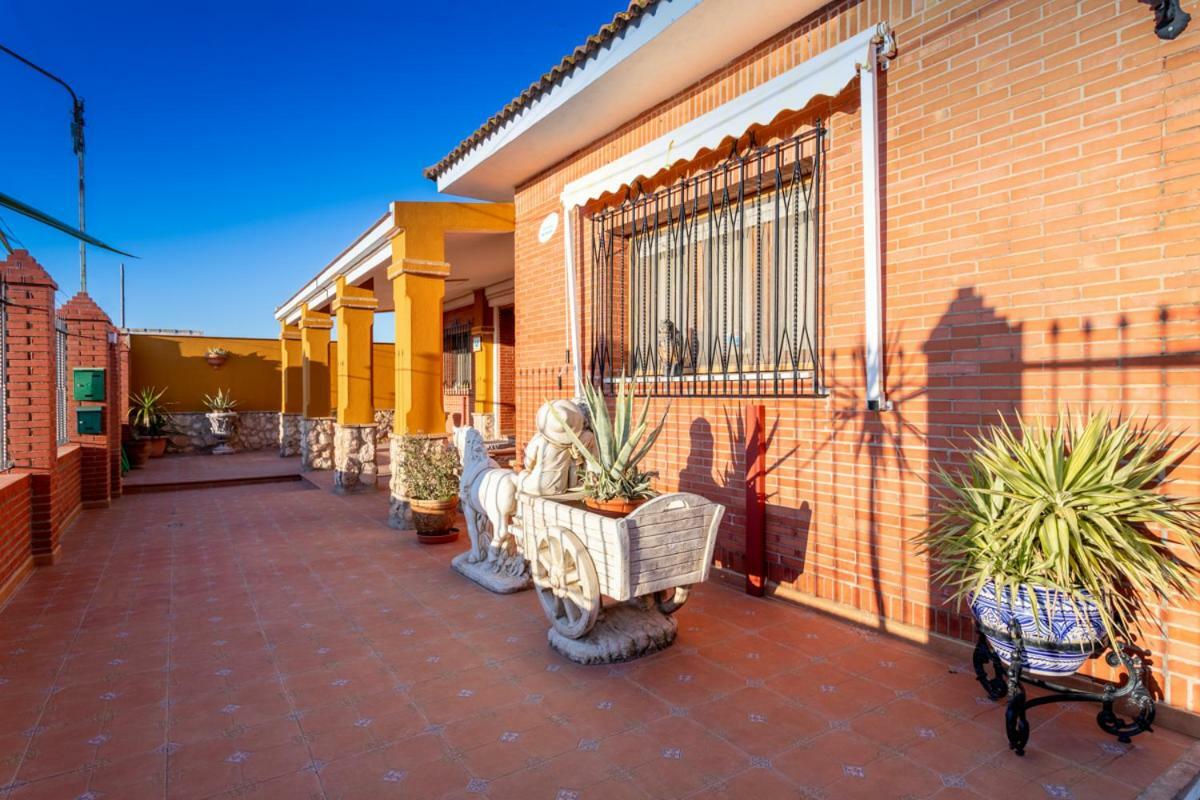 Vila Casa Ludima Fuentes de Andalucía Exteriér fotografie