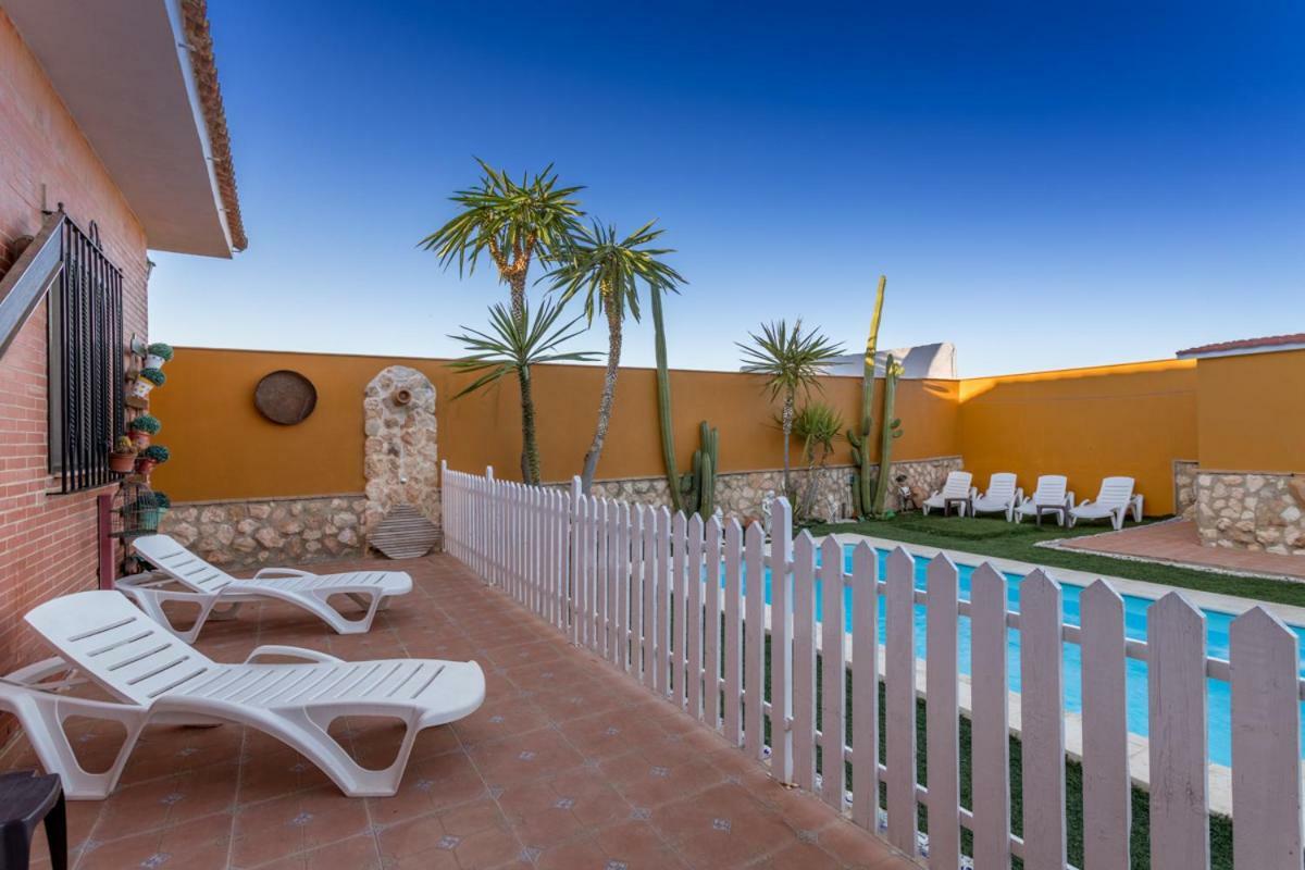 Vila Casa Ludima Fuentes de Andalucía Exteriér fotografie